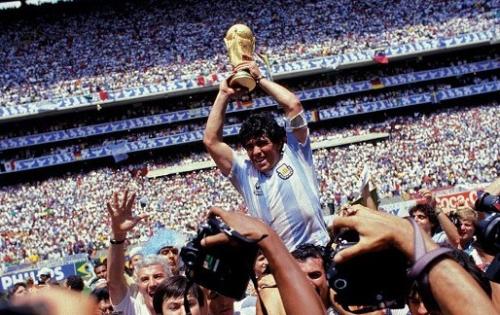 梅西晃不倒,梅西独木难支