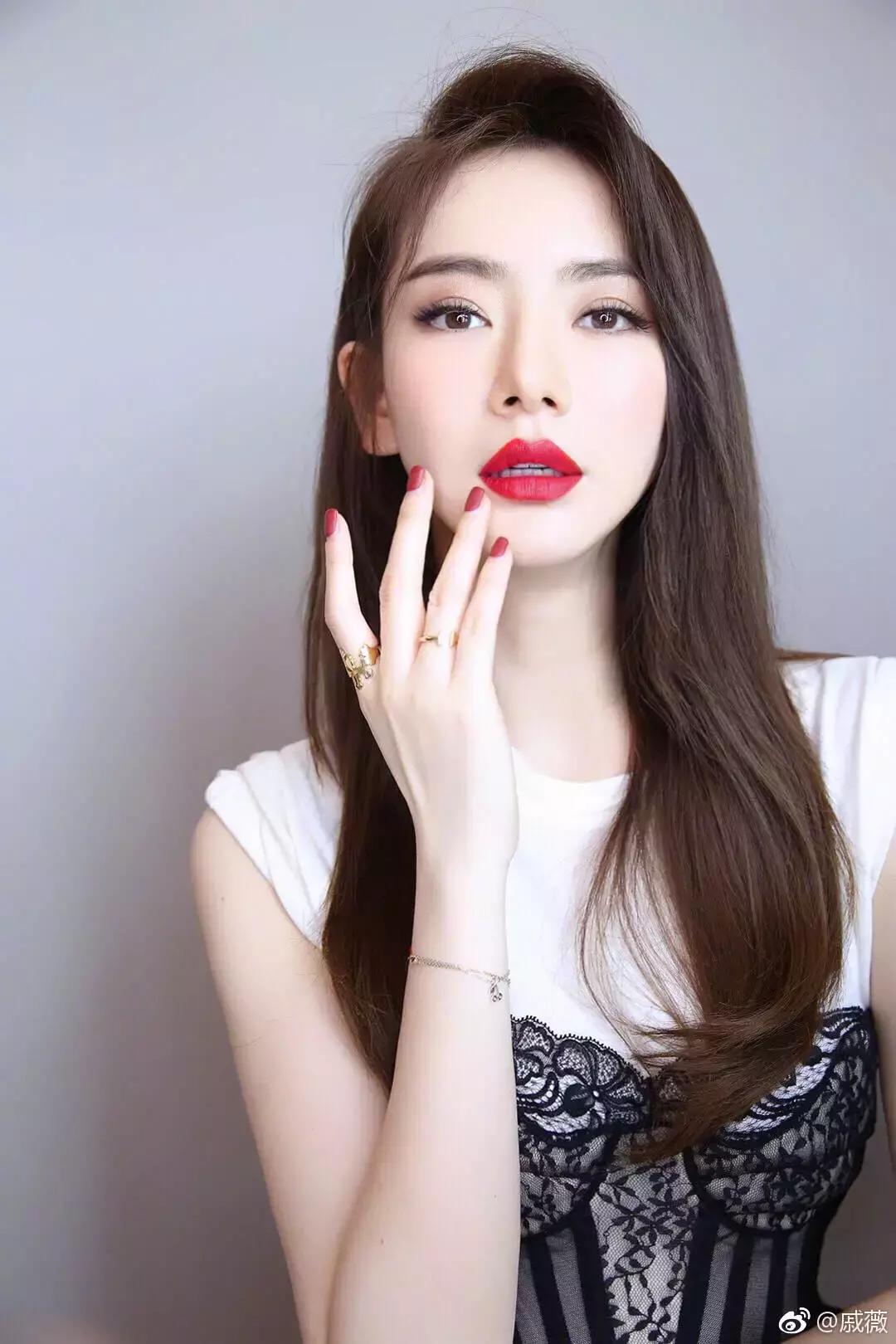 网红美甲超火爆的高级感教程,怎么自己在家做美甲简单又好看