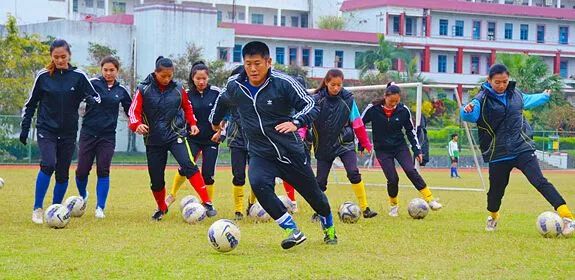 中国足球被骂的球员合集,盘点中国足球被骂