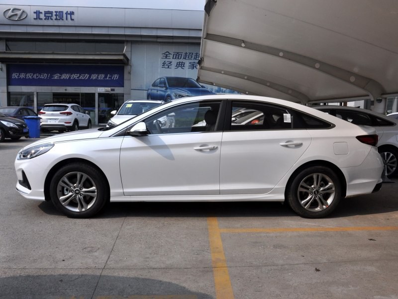 2011款现代索纳塔八代车主评价,北京现代索纳塔八驾驶感受