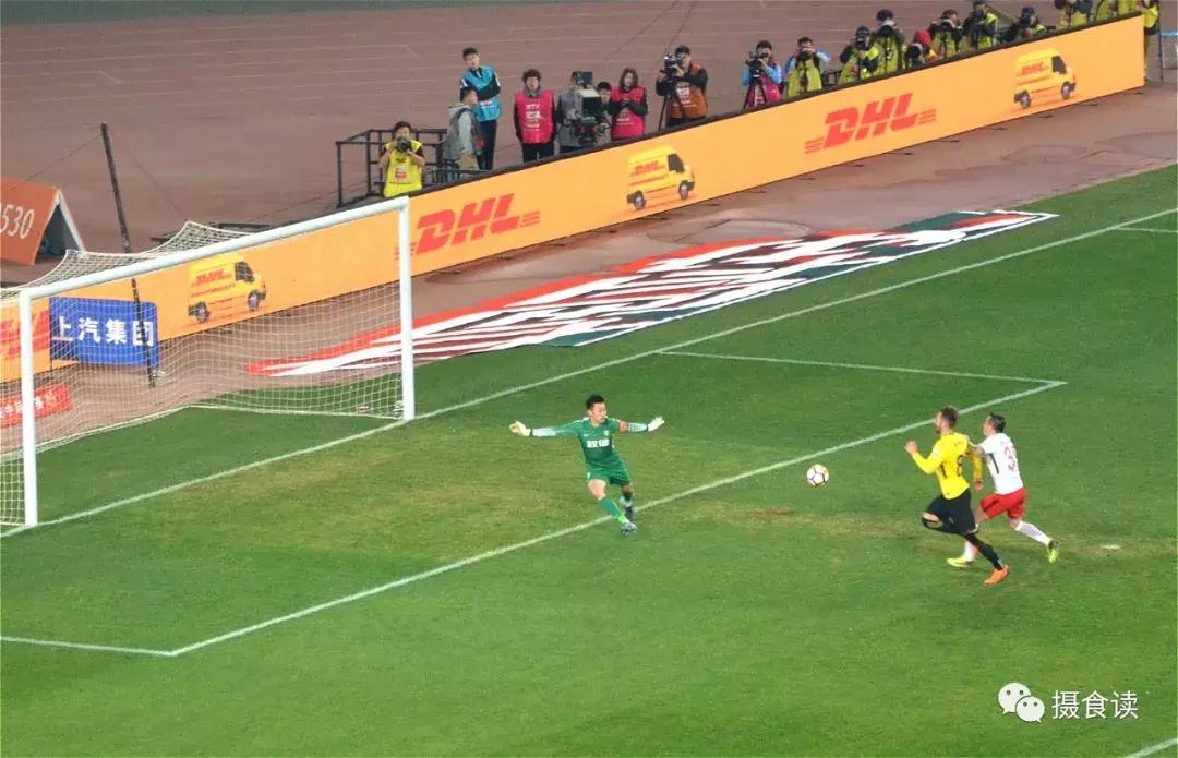 世界杯足球英语介绍简单的,世界杯足球比赛术语英文翻译