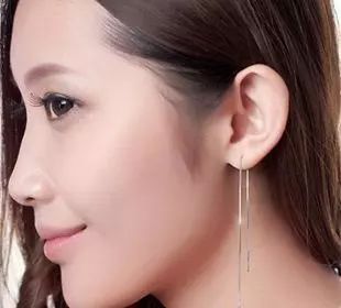 脸大脖子粗短怎么穿衣,脸大脖子粗短适合什么发型