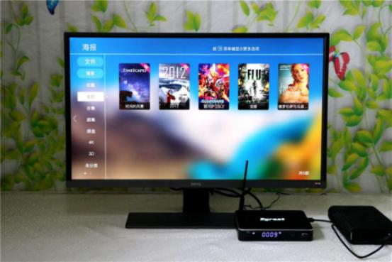 分享我自己在书房用的32英寸显示器,影音娱乐都很爽!