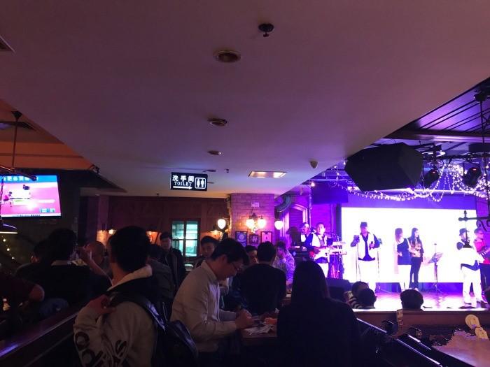 世界杯狂欢酒吧,狂欢世界杯游玩