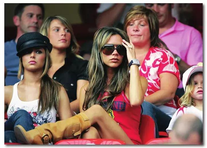 世界杯女球迷素材,世界杯女球迷翻译