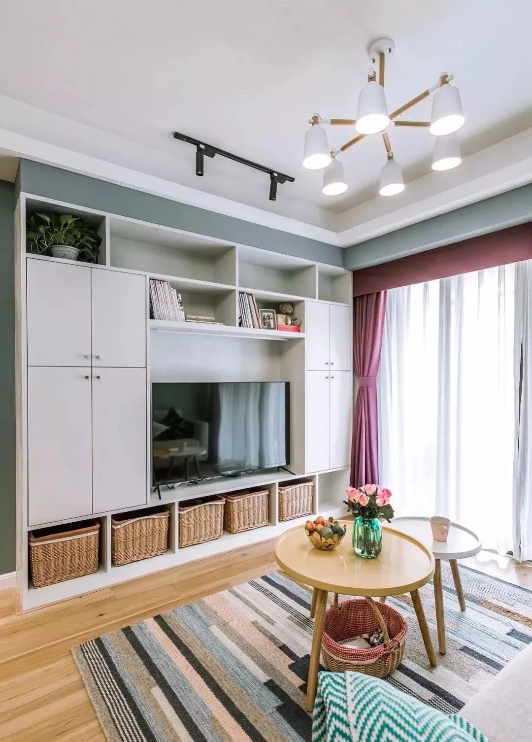 电视背景墙茶几电视柜搭配,现代简约客厅沙发茶几电视柜搭配