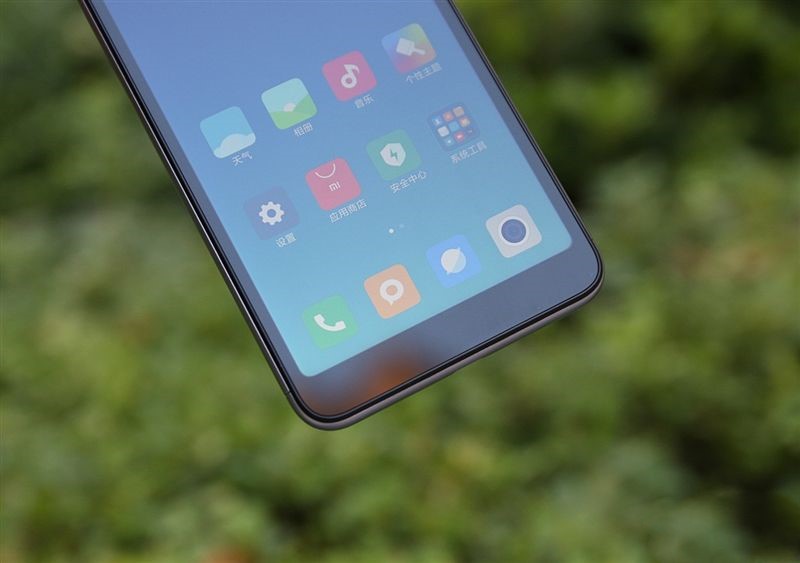 新手机可以直接贴膜吗,买的新手机还需要贴膜吗