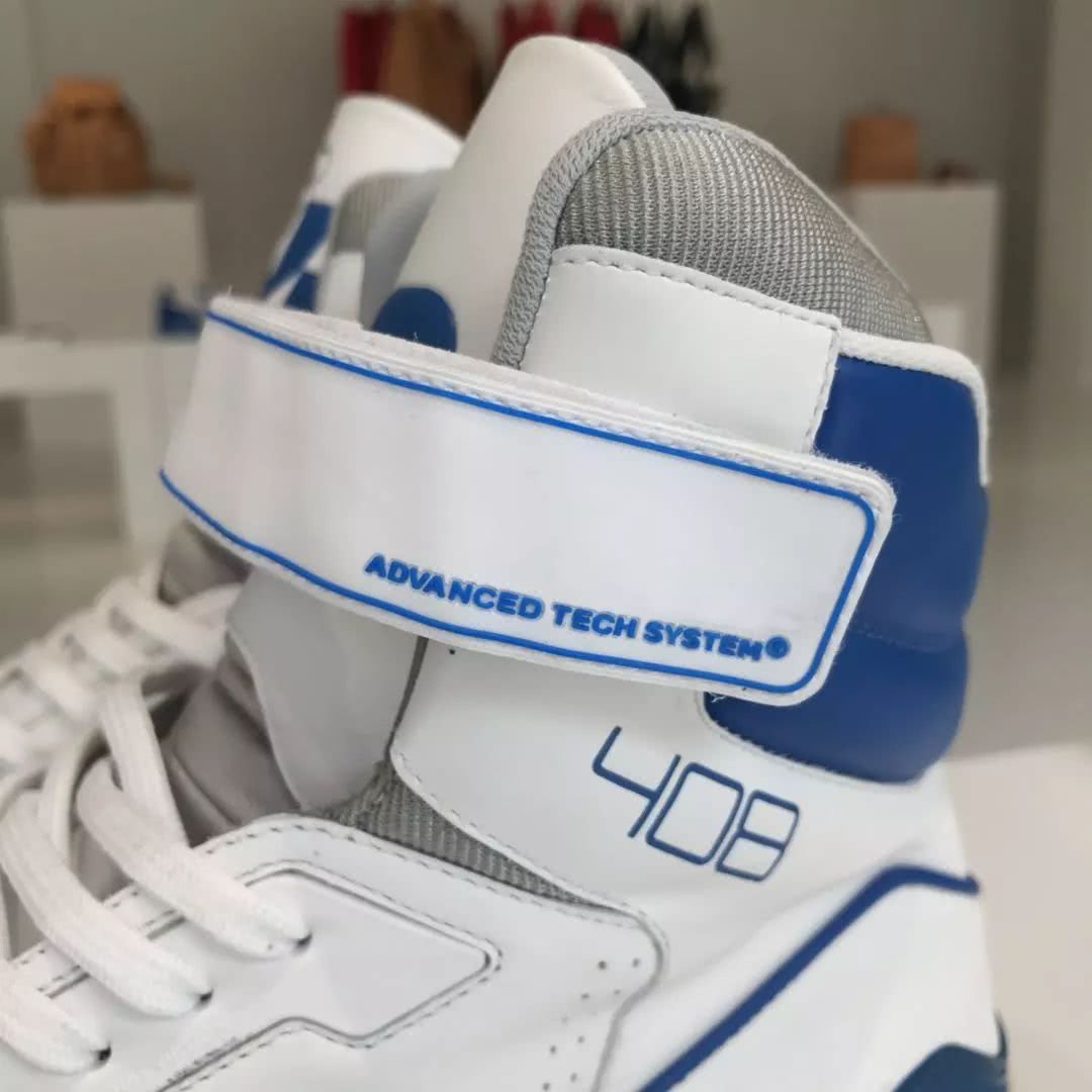 virgil穿黑蝉翼,virgil第一款lv