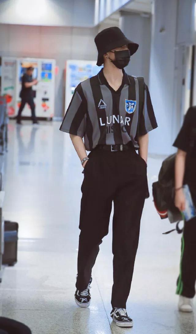 潮爆了的带货王？竟然是这支球队这款球衣？！