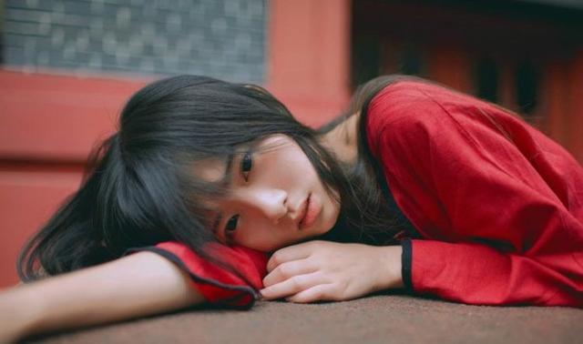 干工地的大学生有出路吗,为什么大学生干工地工资还这么低