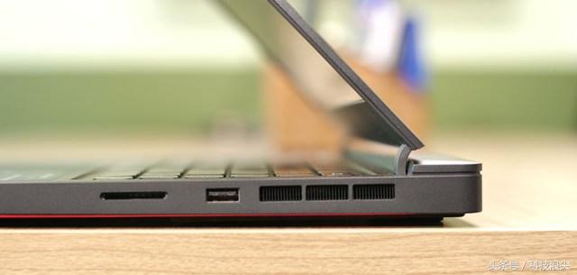 4分区氛围灯,4区背光键盘