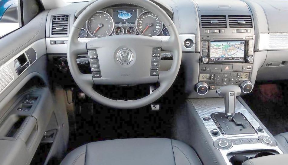 一招教你解决夏天车子暴晒问题,夏天车子暴晒对车子有影响吗