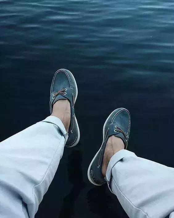 新款乐福鞋时尚洋气,舒适度比较差的鞋