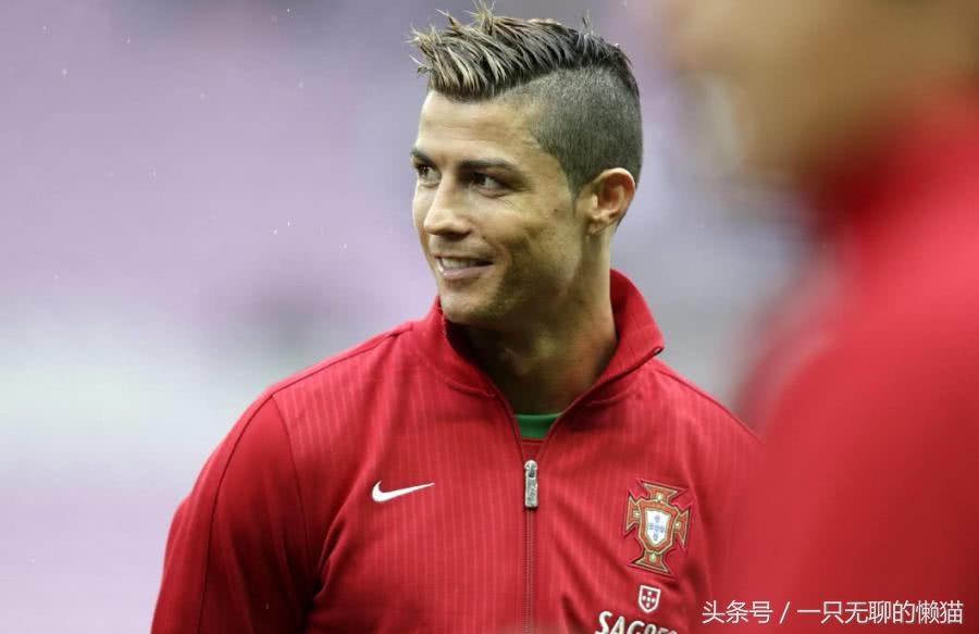 c罗踢出地滚球,c罗踢出电梯球