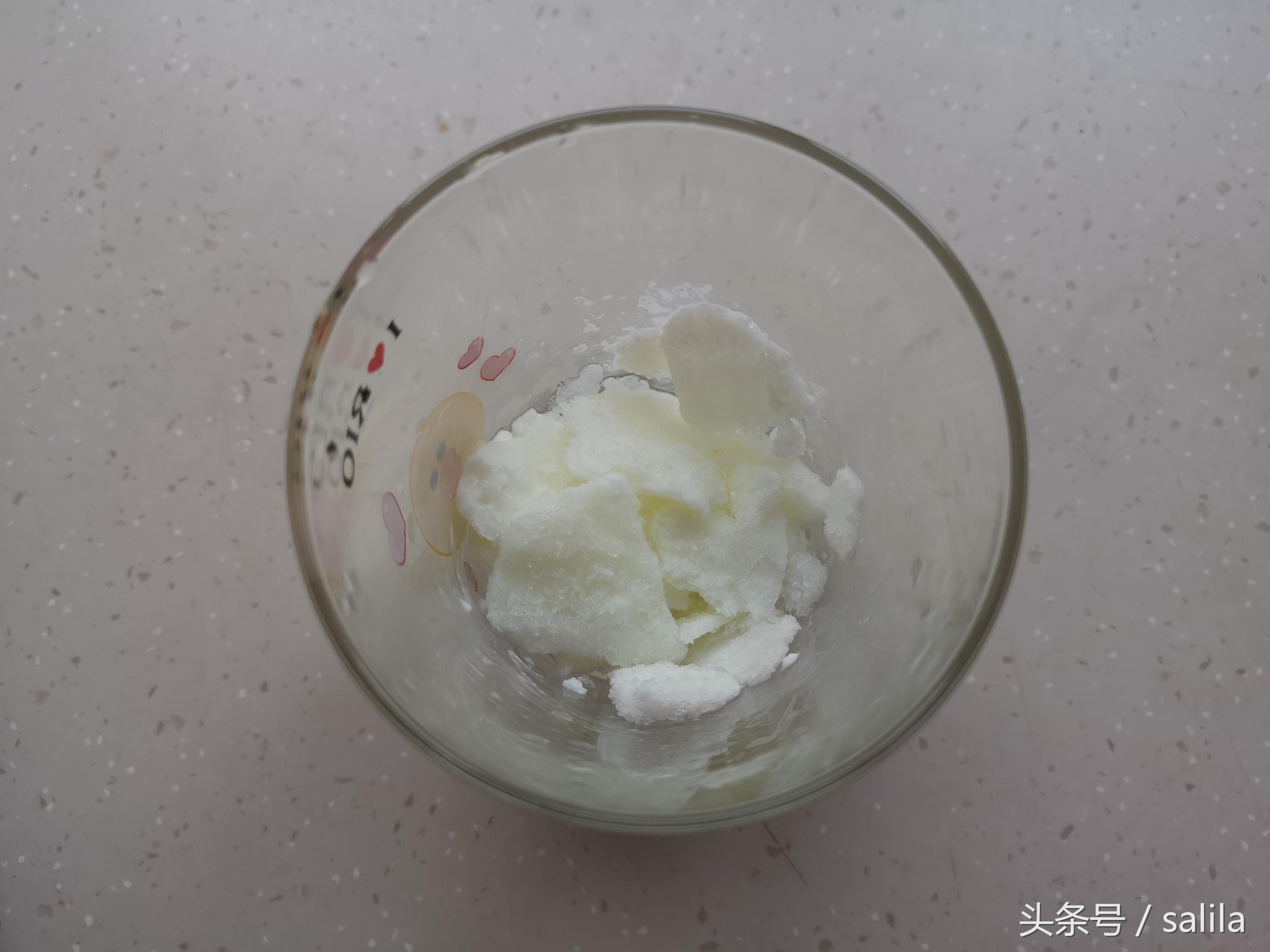 做冰沙的简单方法用冰箱,在家怎么自己做冰沙没有工具