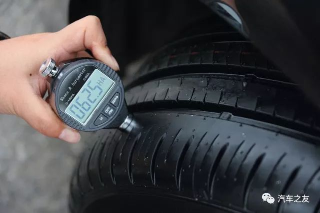 邓禄普轮胎ec300什么意思,邓禄普ec300+对比朝阳轮胎