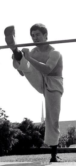 李小龙与李俊九彼此帮助亦师亦友,李俊九谈李小龙和阿里