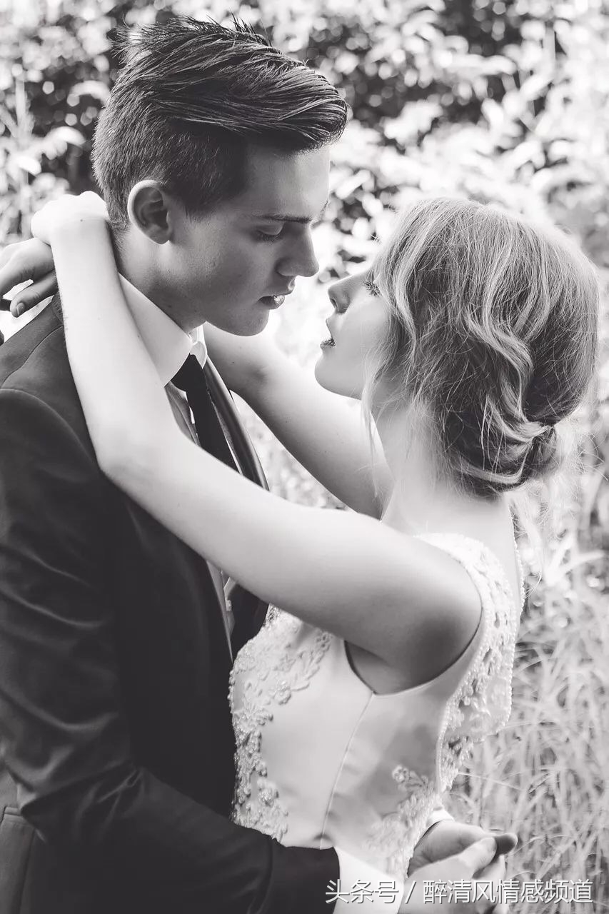 闪婚与恋爱多年哪一种更适合你,闪婚属于哪种类型的爱情