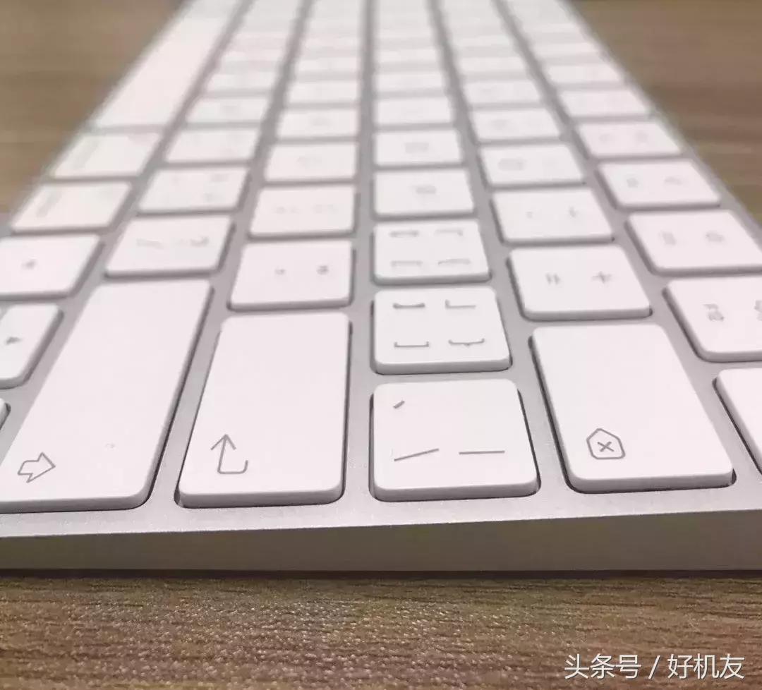 好机械键盘和普通机械键盘的差距,贵键盘和便宜键盘差距