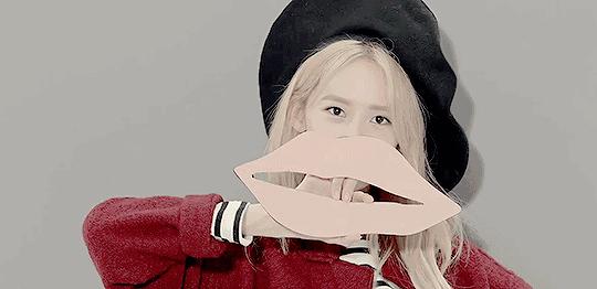 世界杯“出轨色”球衣成*市黑**爆款揭秘*球赌**之外的足球黑产