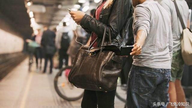 手机被偷支付宝和微信钱会被盗吗,手机被人偷了支付宝没有钱有事吗