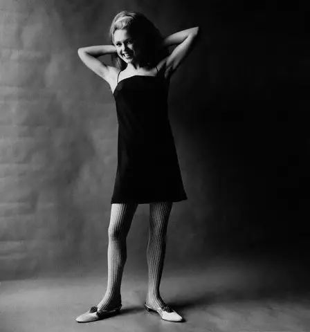 安迪沃霍尔的女友,安迪沃霍尔和鲍勃迪伦