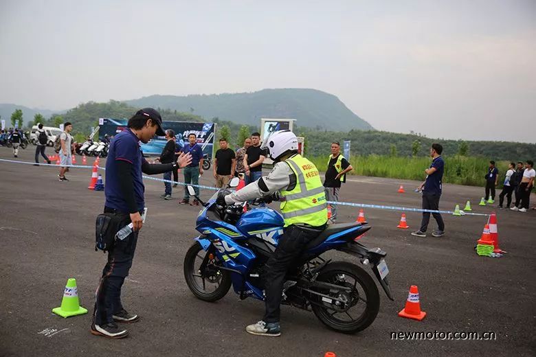 铃木gixxer155百公里加速,铃木gixxer155极速表现