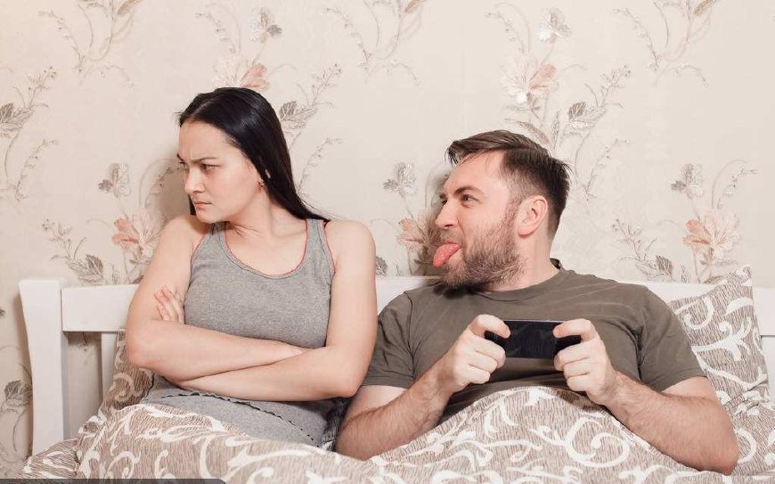 排卵期的女生会有哪些表现,排卵时感觉有东西