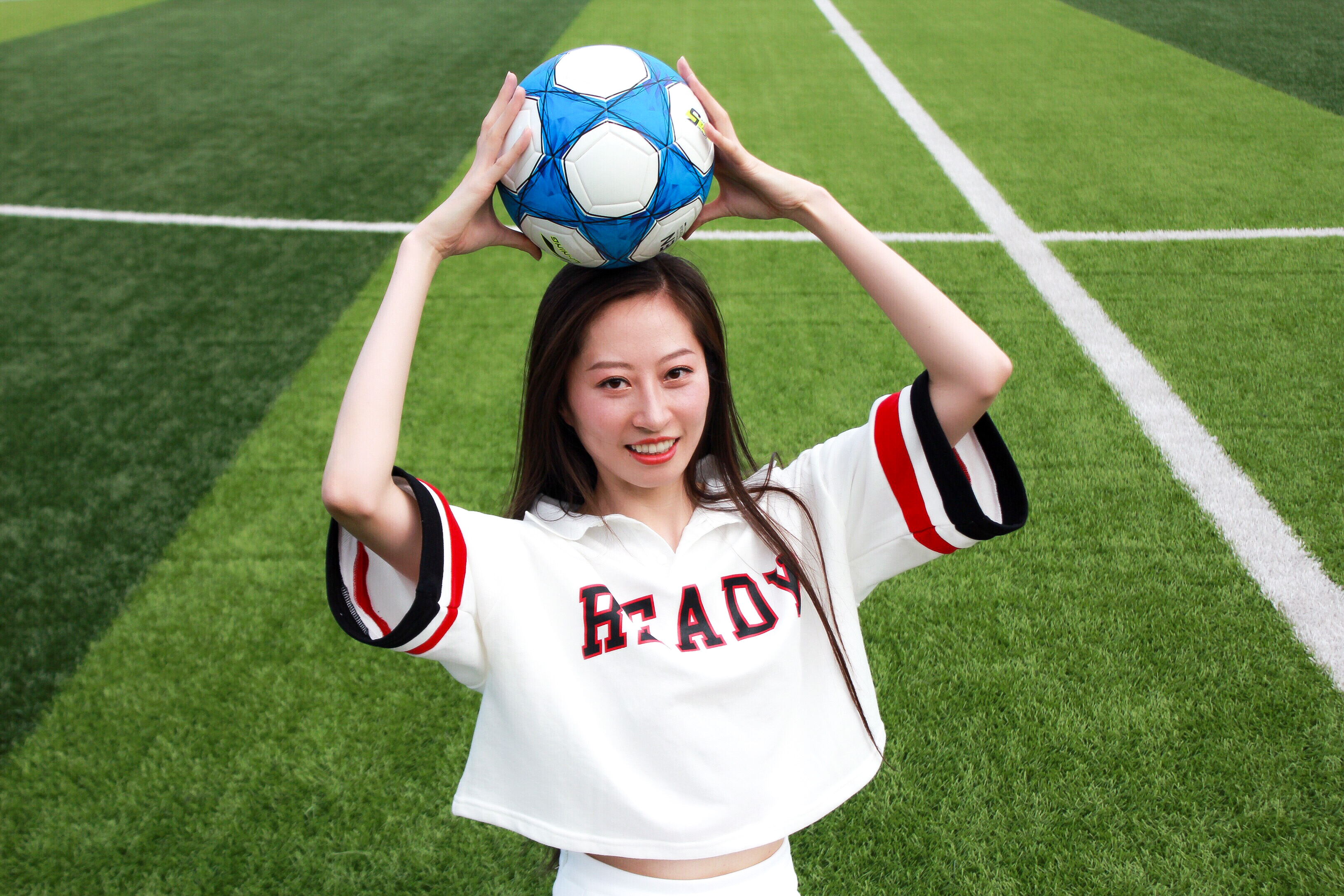 卫薇儿视频完整版,卫薇儿拍摄现场