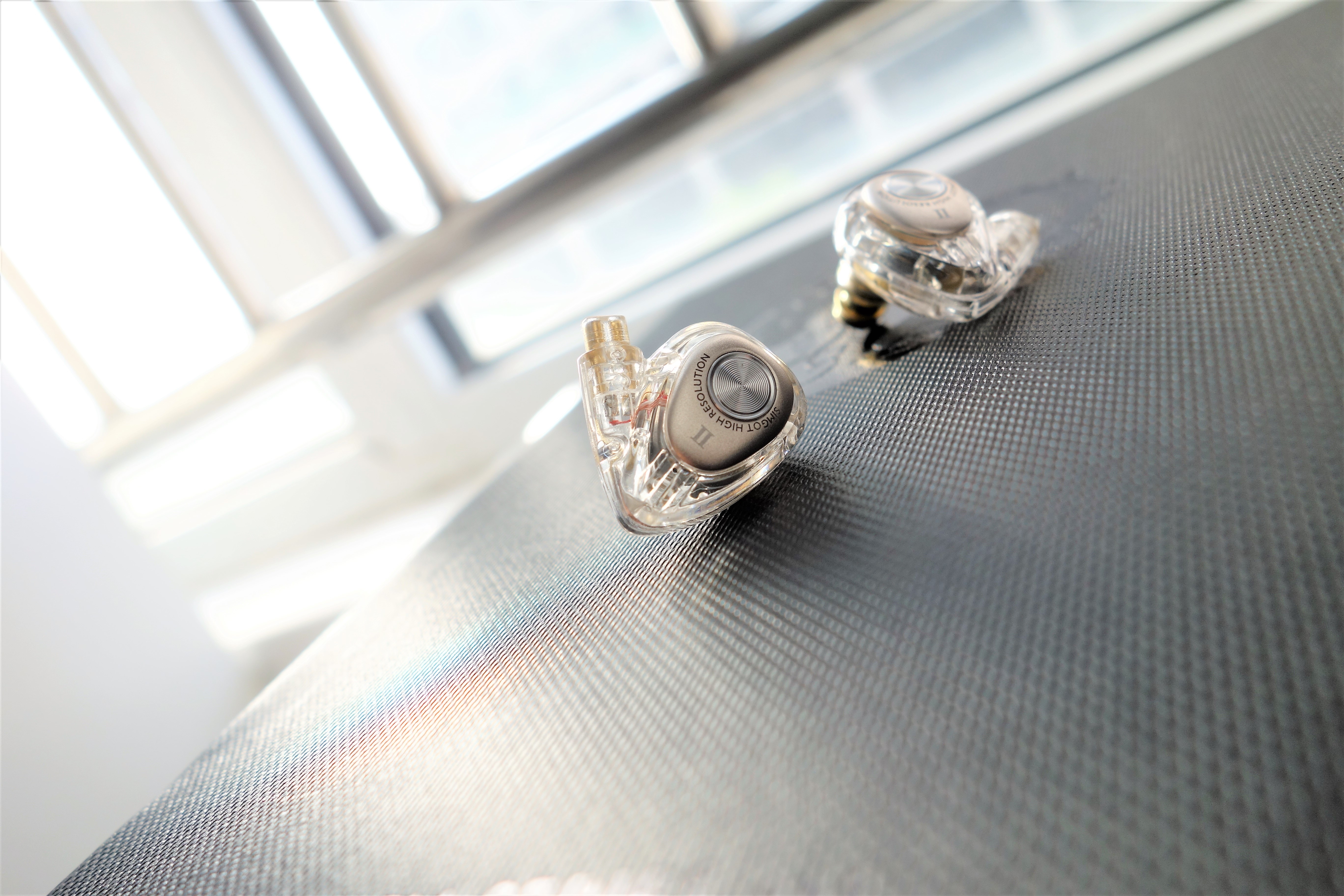 *击狙**威索尼可GR07国产中档HIFI耳机迎来超级大杀器圈铁EM2评测