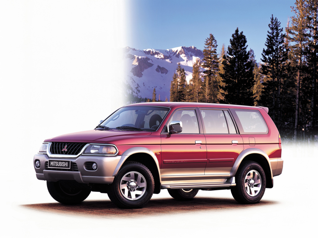 新三菱帕杰罗Sport曝光,帕杰罗和帕杰罗sport哪个好