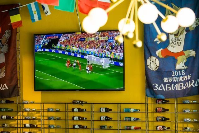 这该是佛山最独特的足球Pub,送完半打科罗娜还送鸡尾酒你点睇?