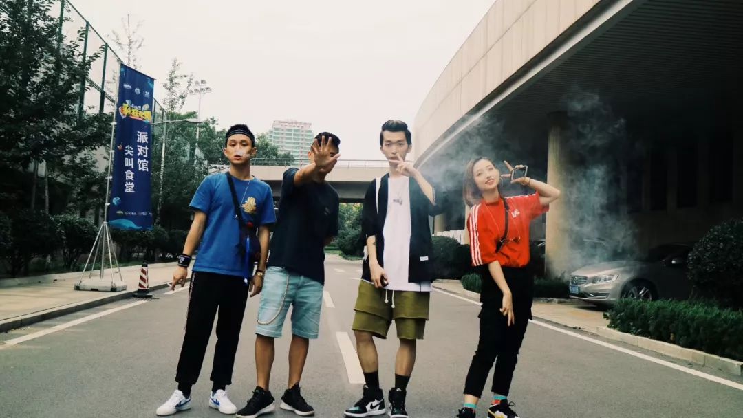 英雄联盟两条路,英雄联盟对抗路线