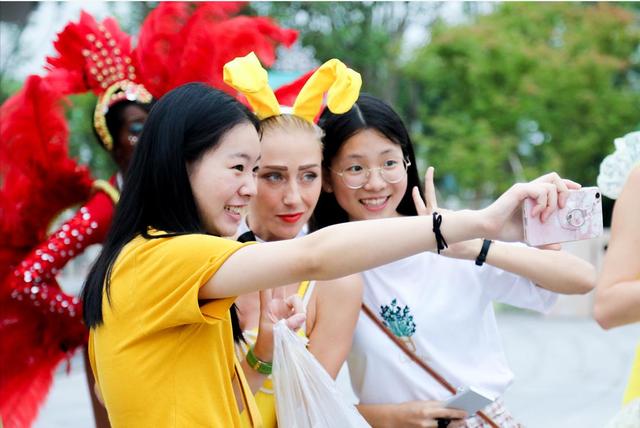 重庆欢乐谷玛雅海滩水公园,重庆欢乐谷玛雅水上乐园五周年