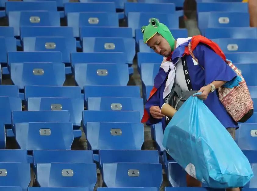 日本队输球后哭泣,日本队输球后还有比赛吗