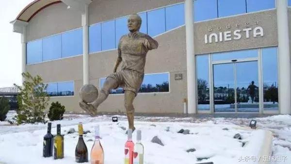 西班牙小白伊涅斯塔集锦,讲不出再见告别球星