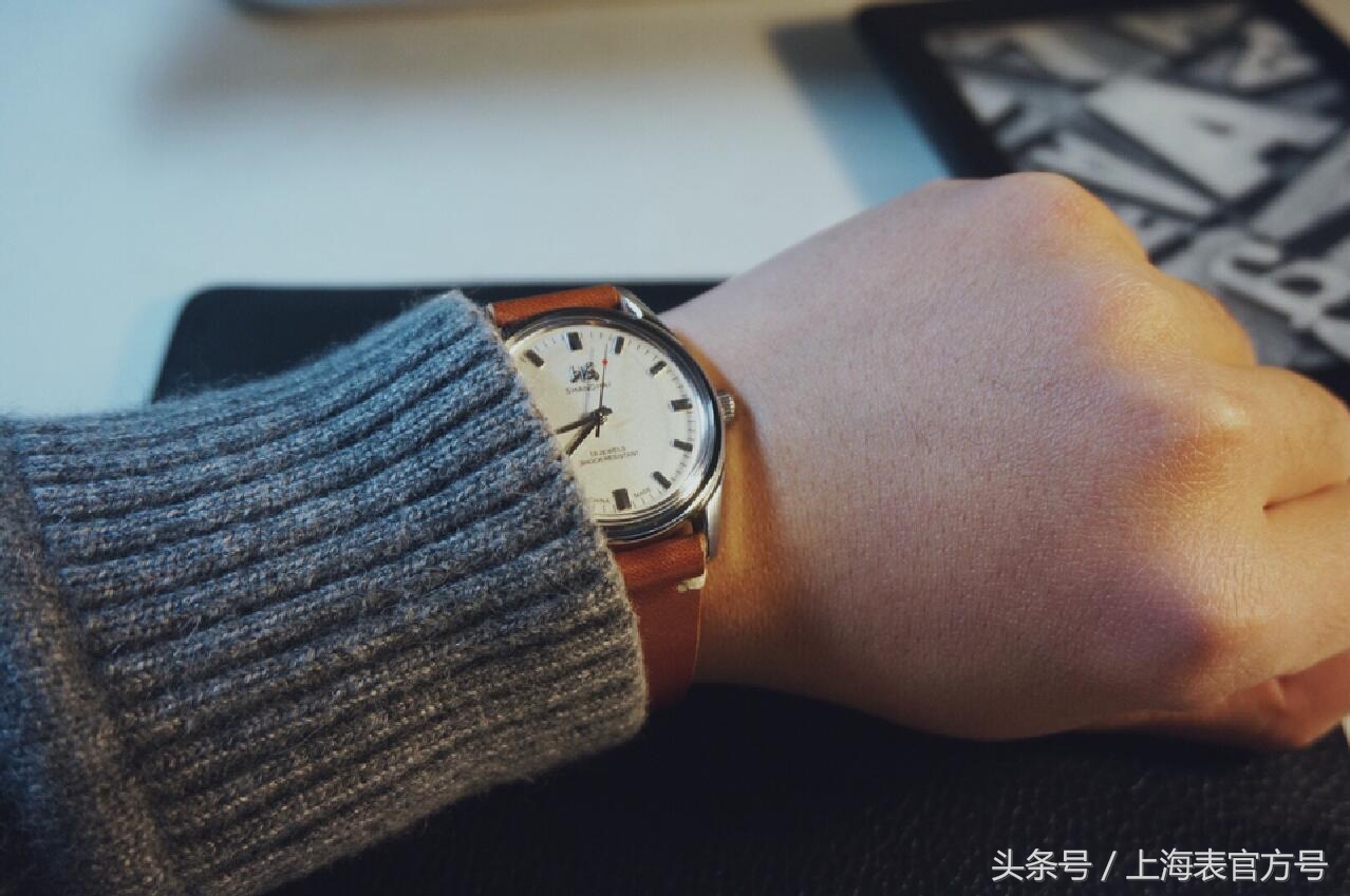 22岁送自己一块手表,老上海牌手表现在值多少钱