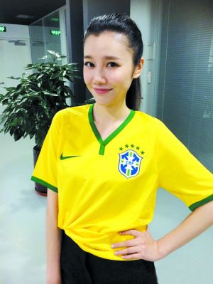 世界杯不光能看球，还能看到各国的美女，难怪男人都喜欢看球！