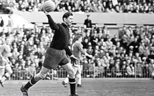 足球世界杯巨星有哪些,世界杯历史上最强大的足球队