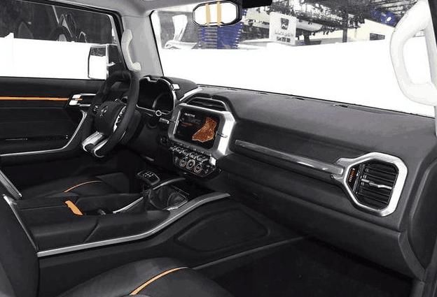 国产东风huv最新谍照,东风huv越野车内饰