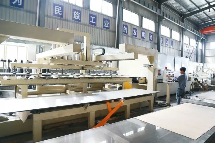 传统产业老树发新芽,传统产业老树发新芽视频