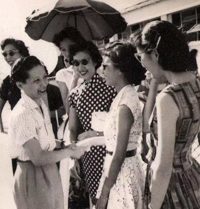 她一生只拍了一部电视剧,她一生只拍过一部电影