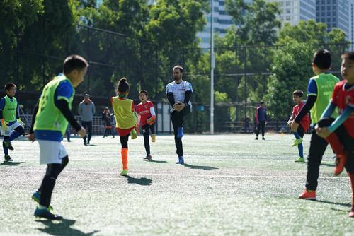 南粤足球筑梦师,足球筑梦师