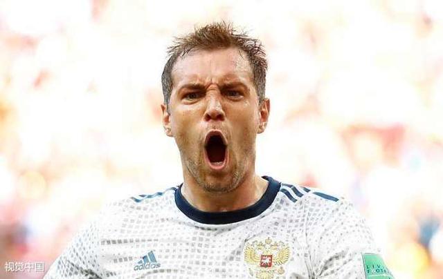 「原创」伪传控已死，传统中锋上位，足球战术即将再次大变革