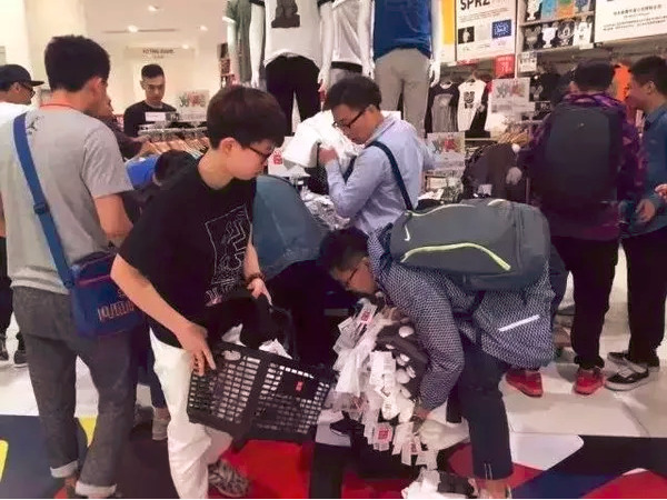 鐜板湪鐨勪綘瀵硅繖浜涜繕鏈夊嵃璞″悧,濡備粖鐨勪綘瀵规湭鏉ヨ繕鍦ㄨ糠鑼悧