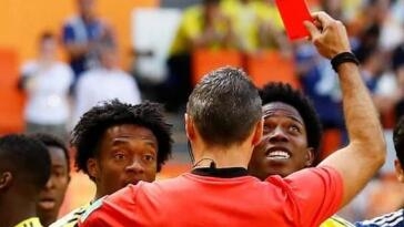 球员罚失点球懊悔,球员罚丢点球安慰