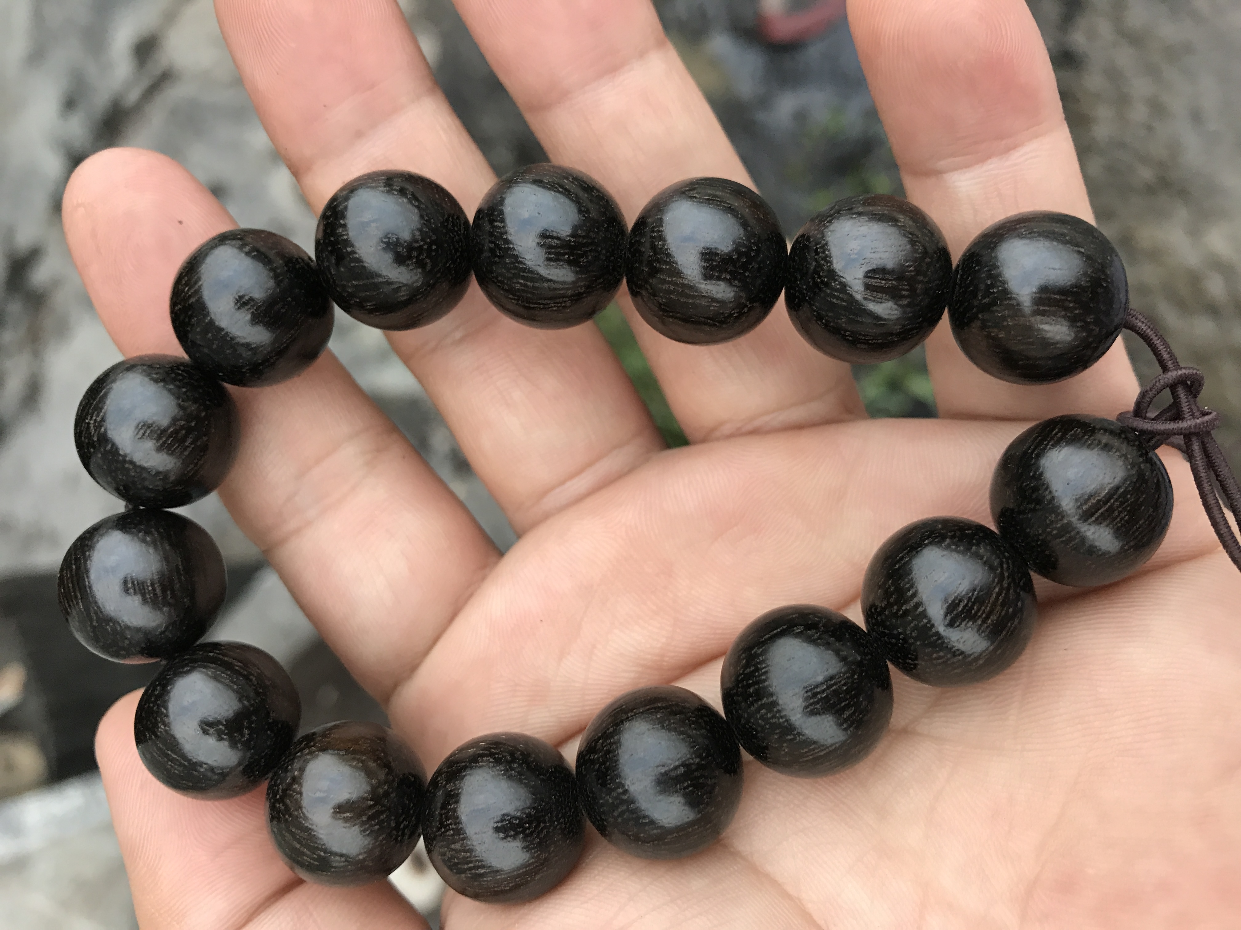 乌木佛珠手串怎么盘,手工金丝楠木佛珠手串图