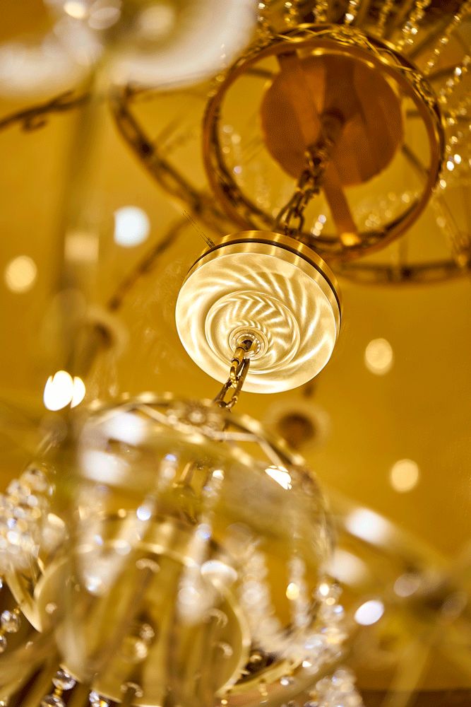 一开业就火爆,lv第一家甜品店