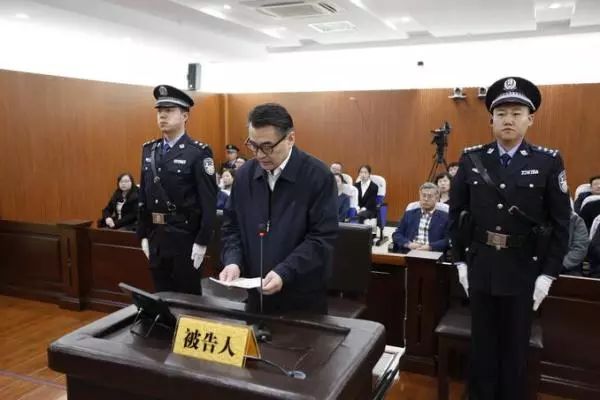 喝得出茅台酒年份的“老克勒”贪了15年