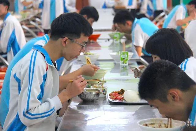 致青春中的美好时光,致青春最美好的时刻